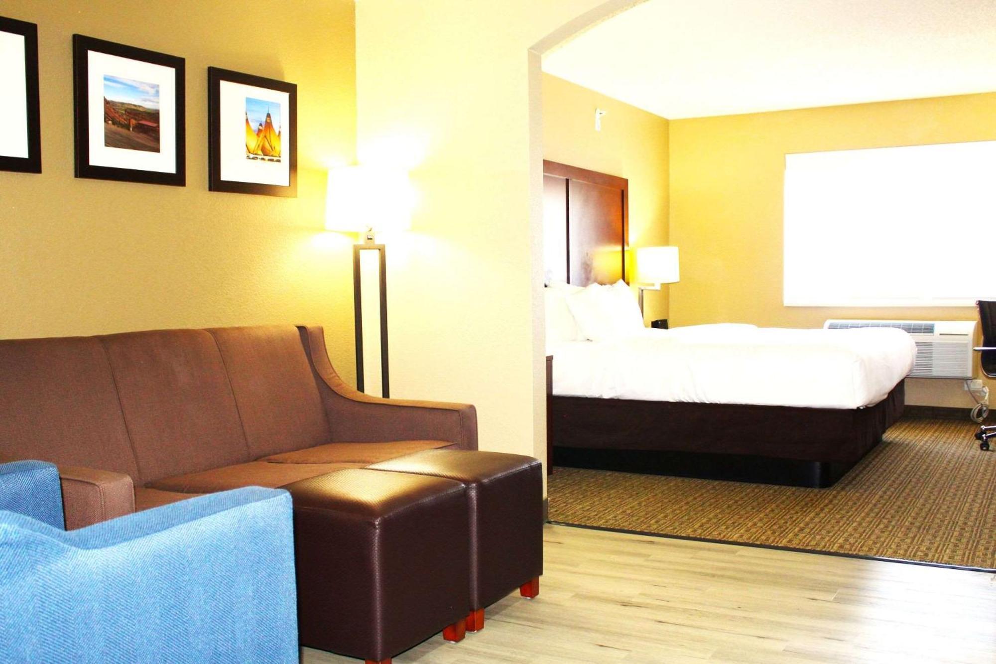 Comfort Suites Lakewood - Denver Екстериор снимка