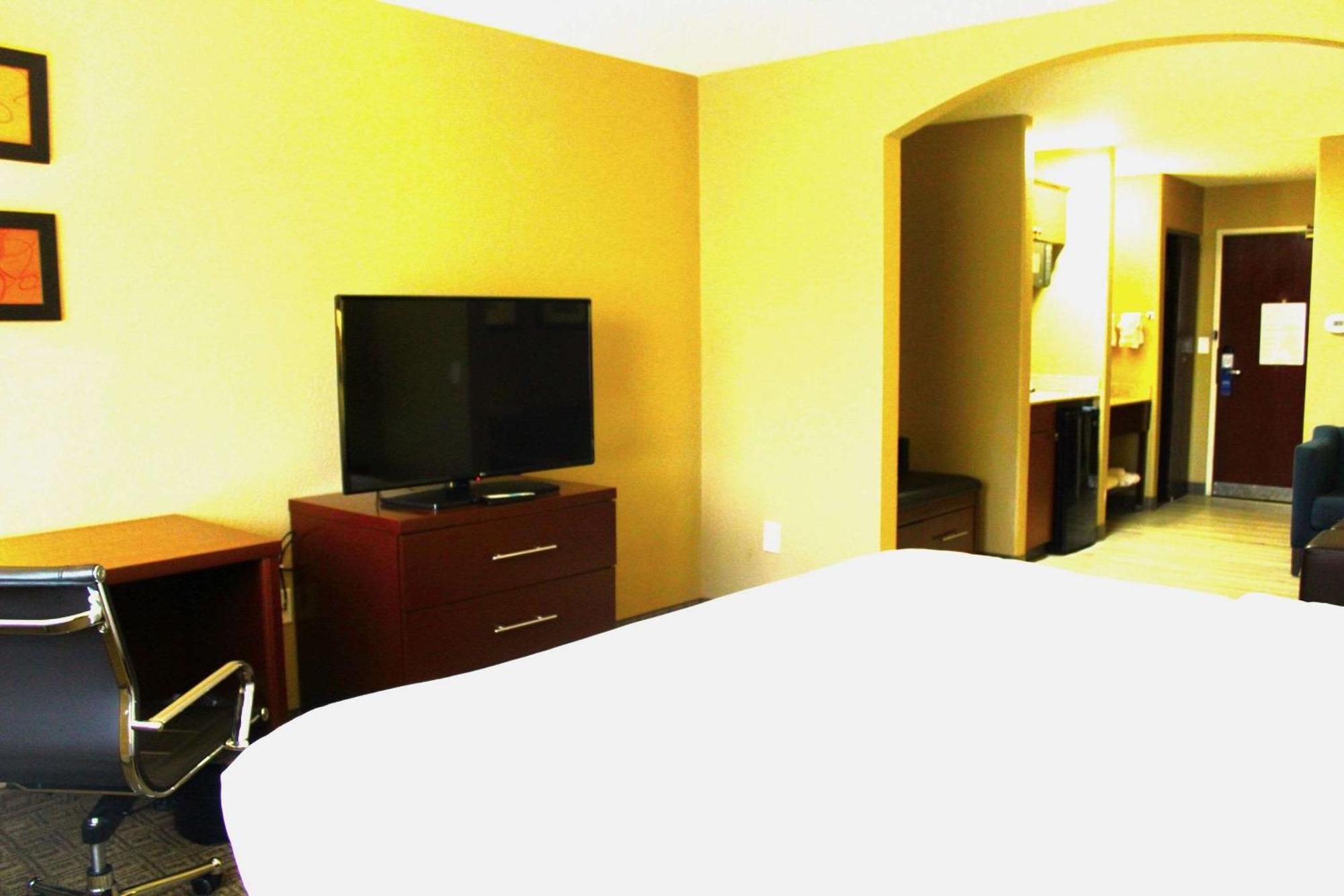 Comfort Suites Lakewood - Denver Екстериор снимка