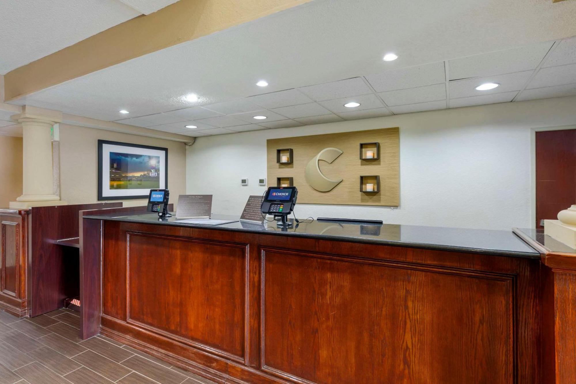 Comfort Suites Lakewood - Denver Екстериор снимка